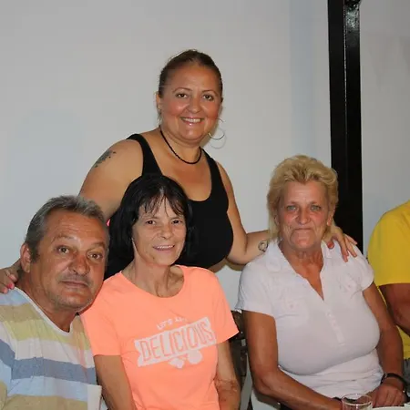 Apart Otel Godik Çeşme