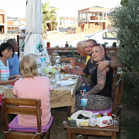 Godik Aparthotel *